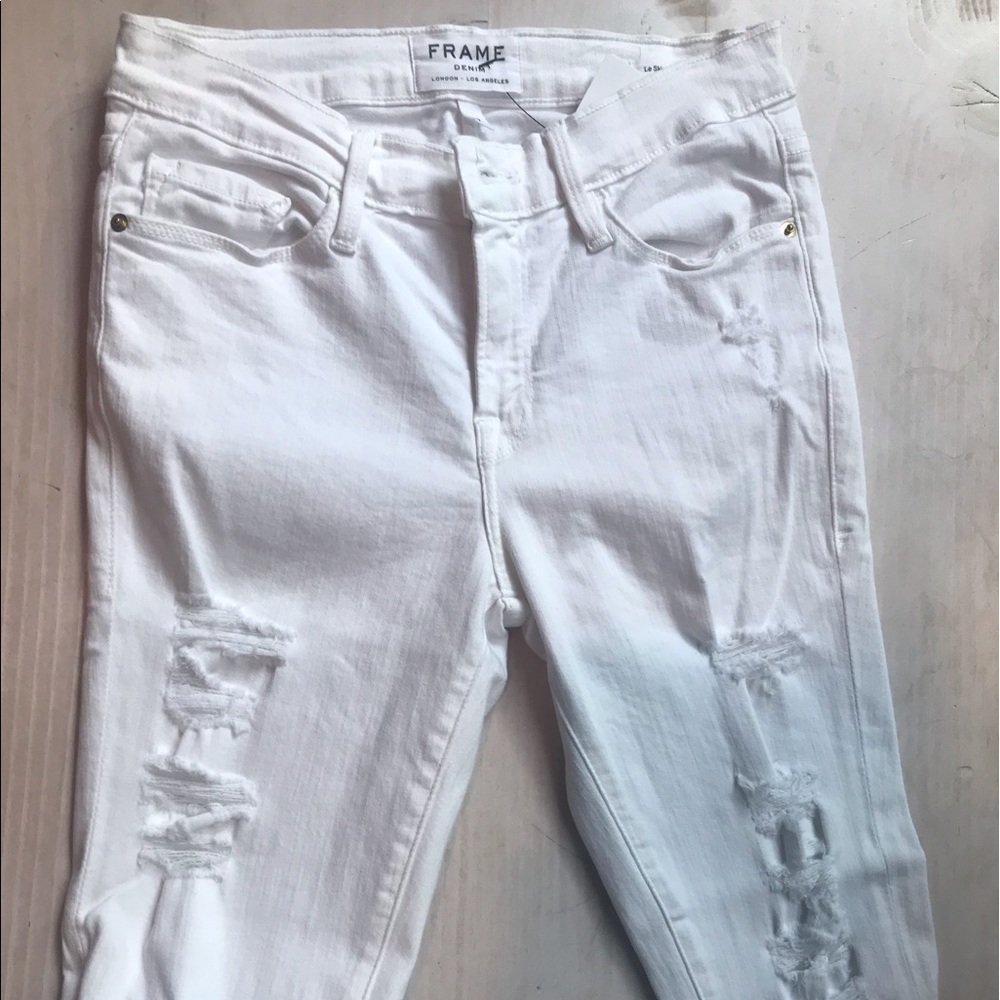 🎉HP🎉Frame Mid-Rise White Distressed Skinny Jeans 27